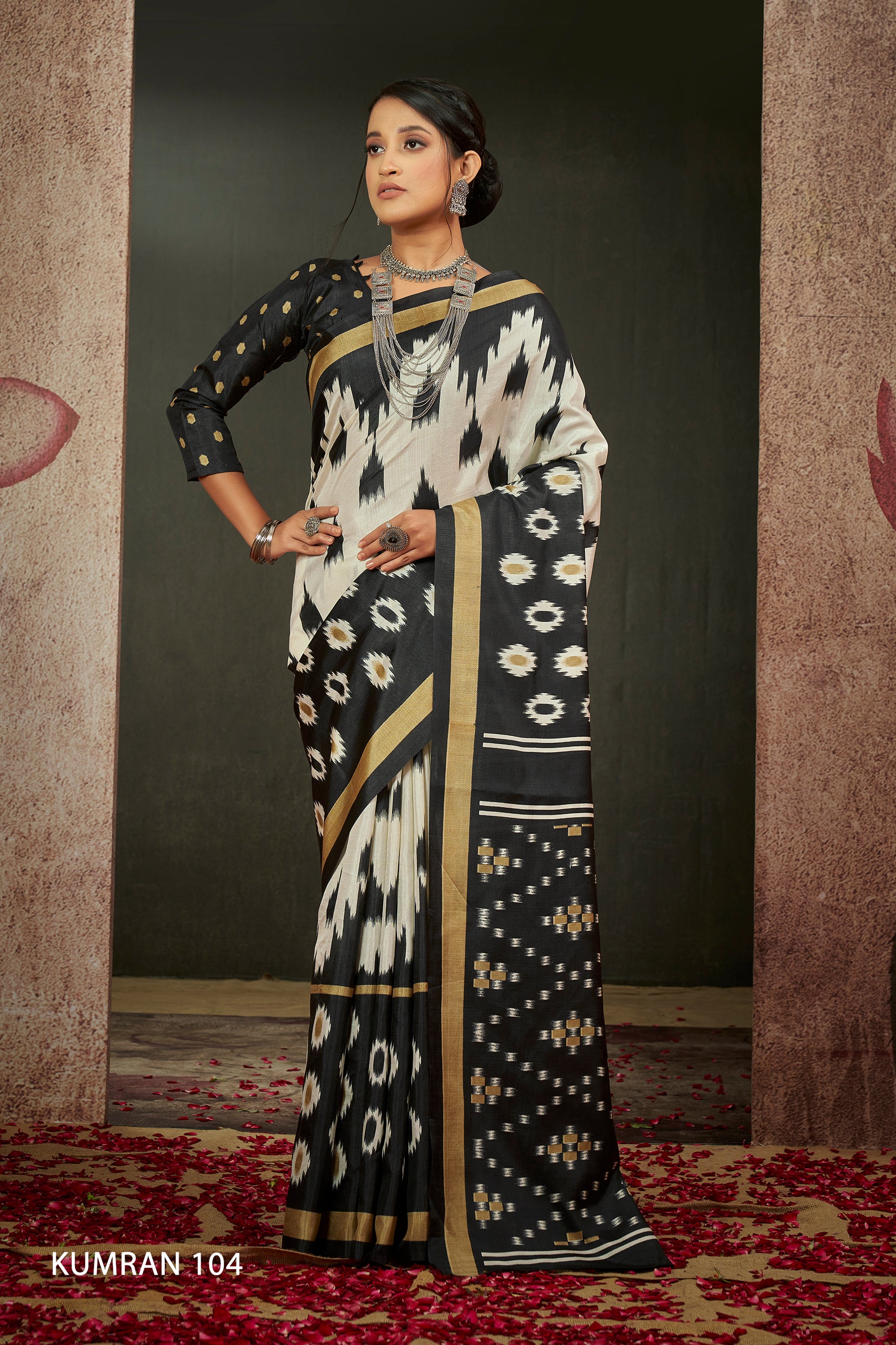 KUMRAN Midnight Noir Ikat Elegance Saree