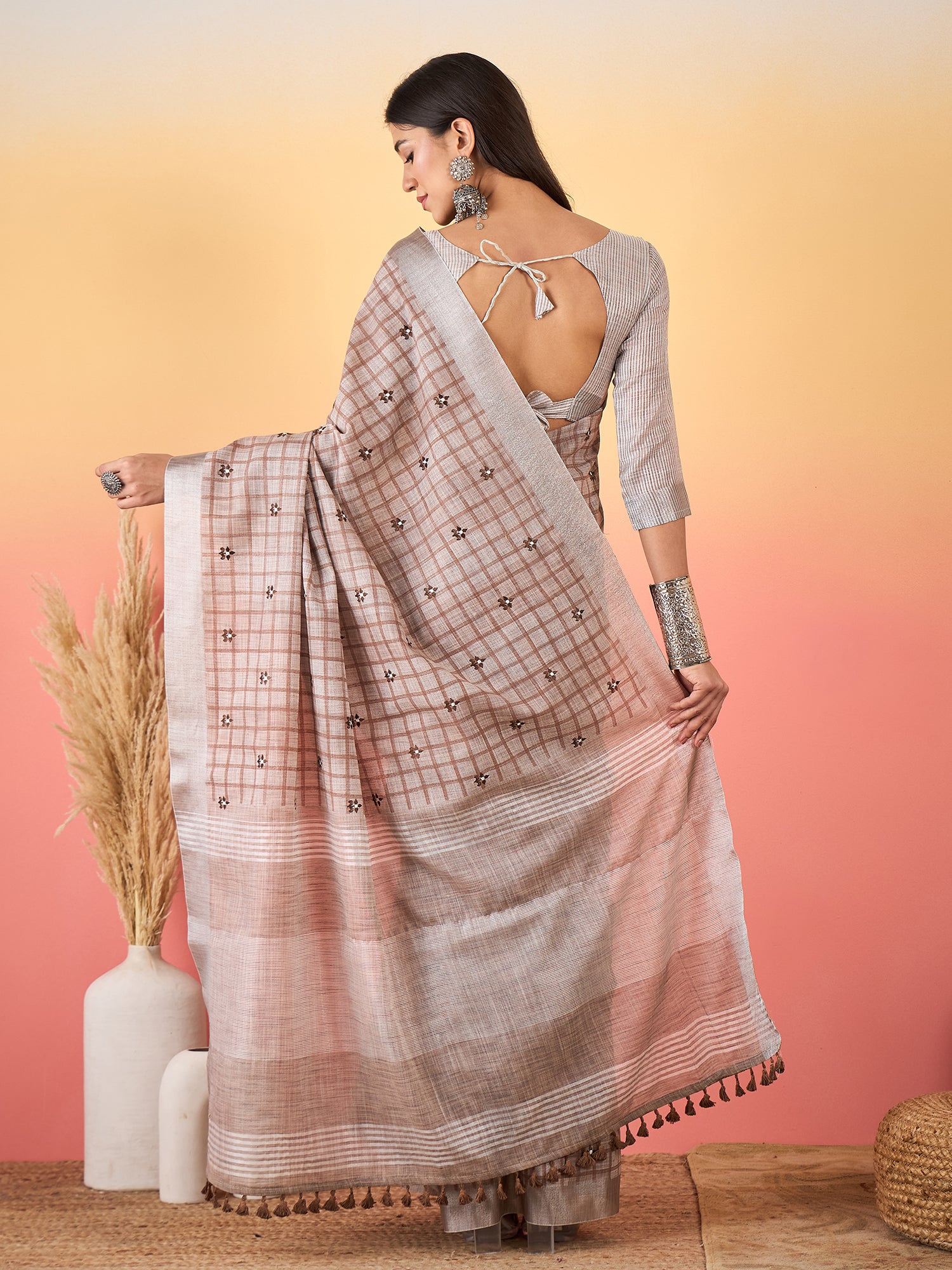 ZARI MAHAL-Rust Beige Checked Linen Saree with Minimal Floral Embroidery