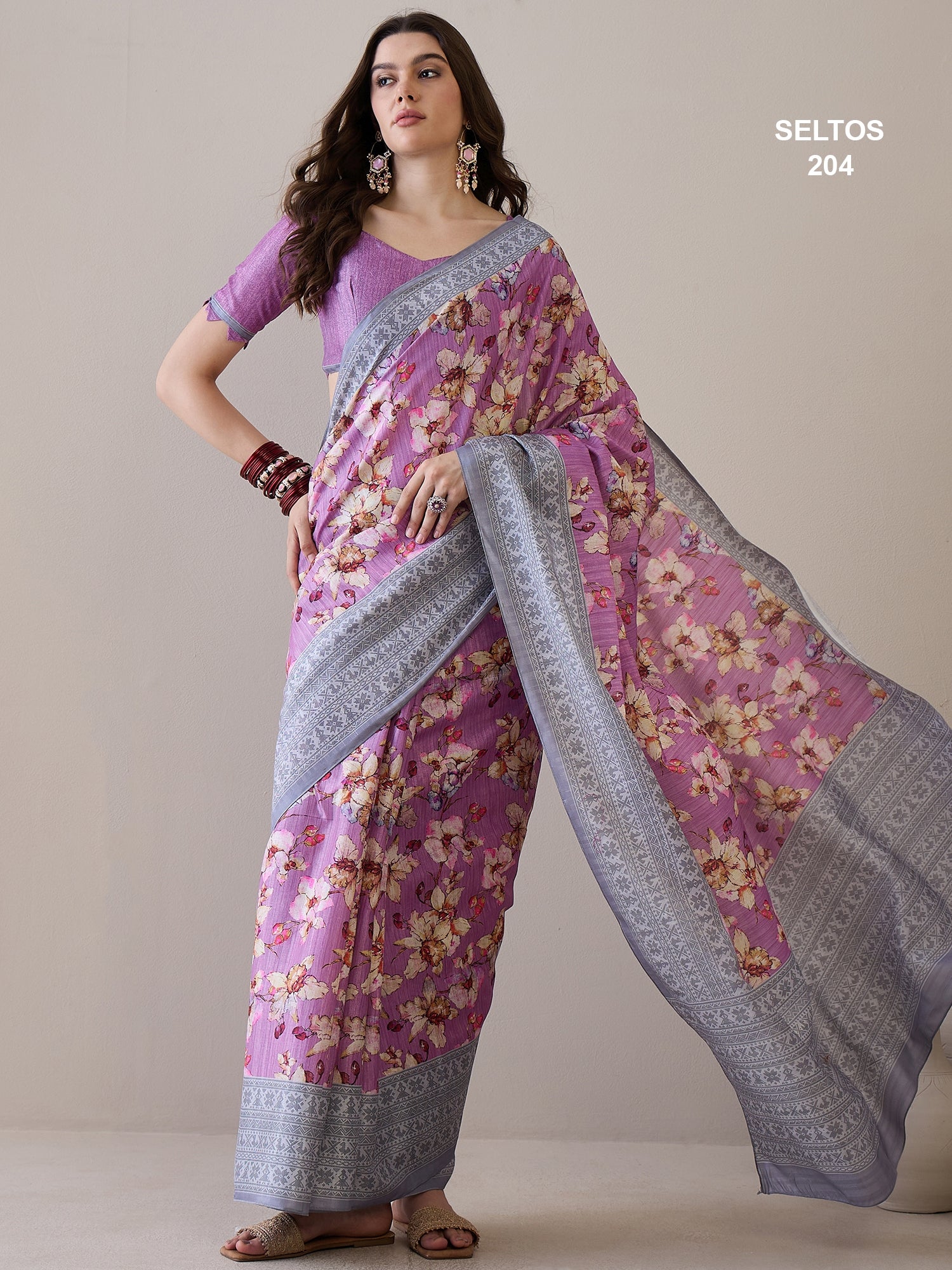 SELTOS Women`s Cotton Silk Cotton Blend Saree Floral Design saree