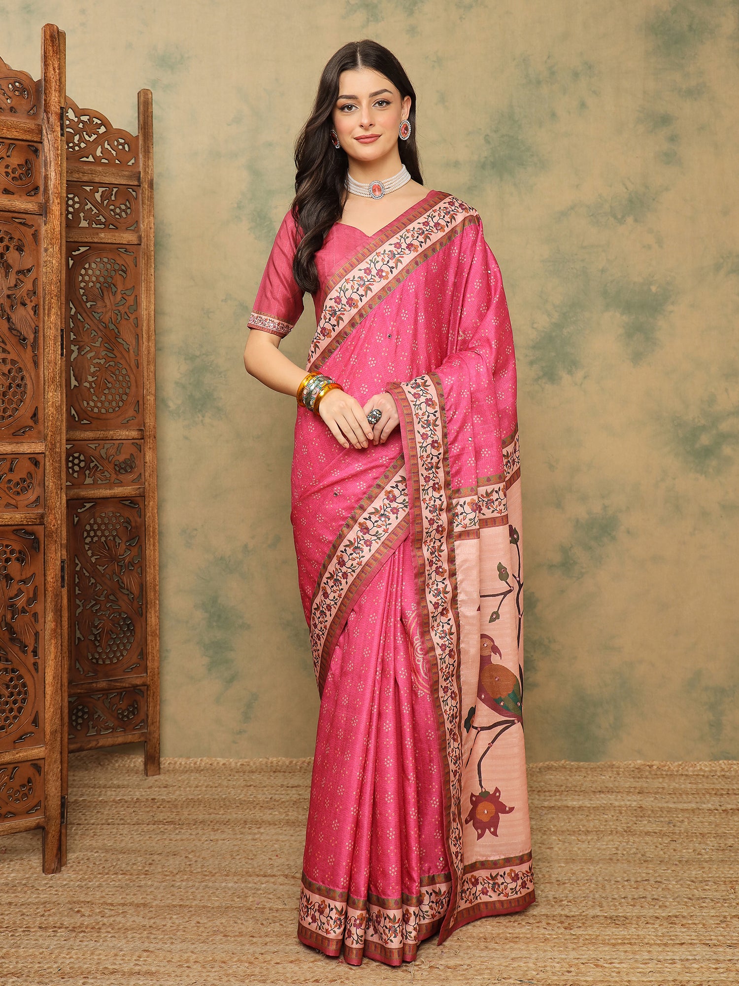 ROOPRANI-Radiant Pink Floral Border Designer Saree with Elegant Bird Motif Pallu