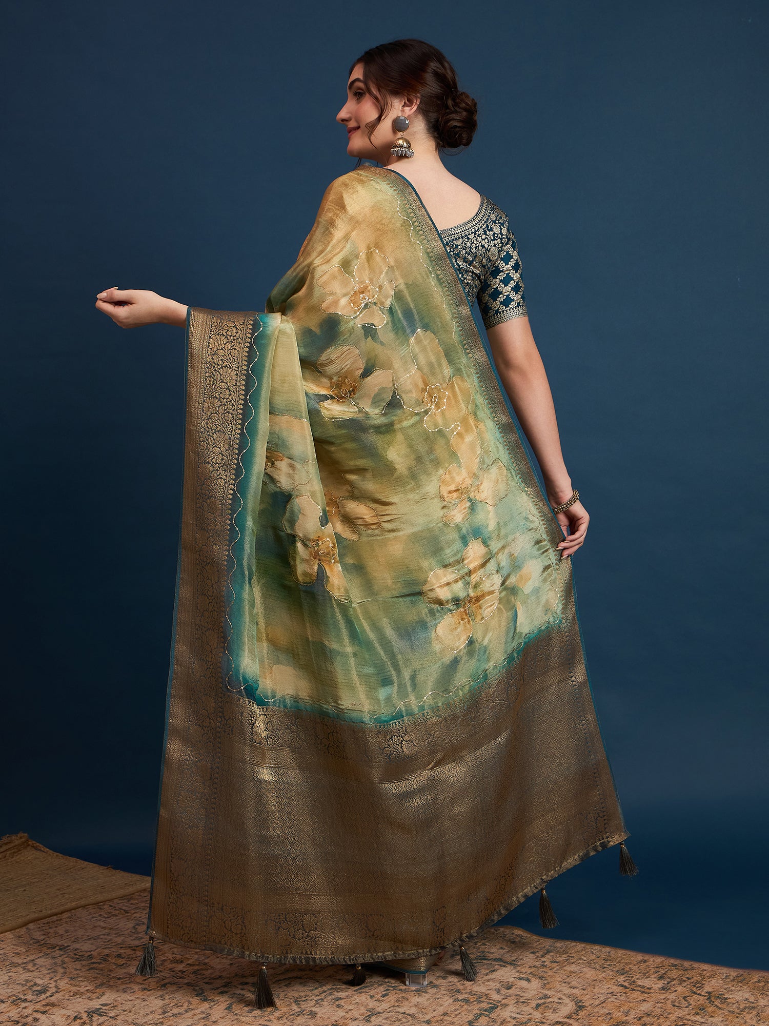 KUSUM KALA-Olive Green & Gold Banarasi Floral Silk Saree