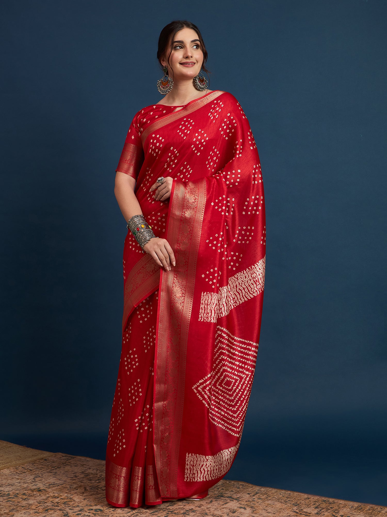 New Launch Dola Fabric Saree with Jacquard Border – Elegant Saree for Weddings, Festive Occasions & Parties