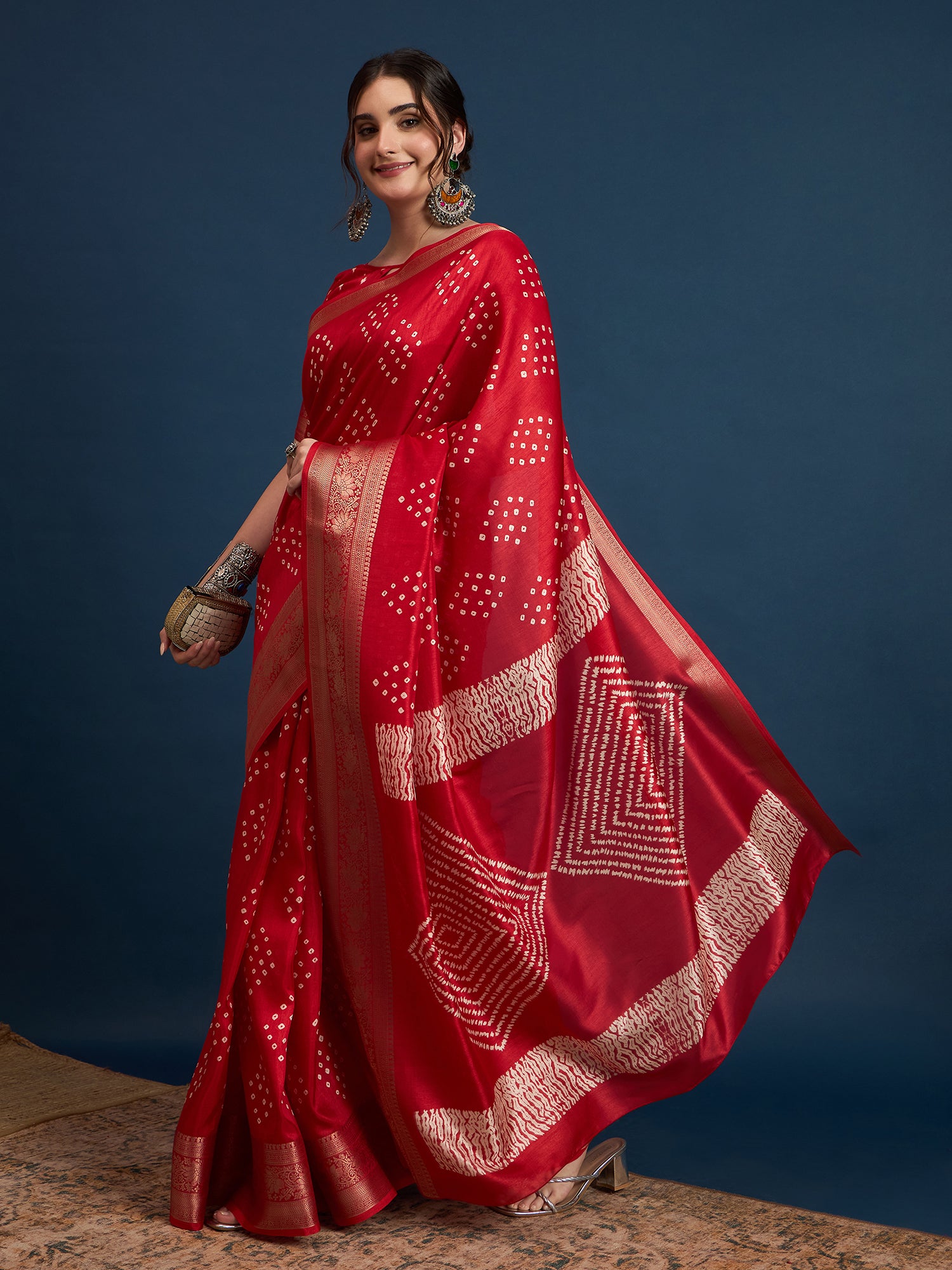 New Launch Dola Fabric Saree with Jacquard Border – Elegant Saree for Weddings, Festive Occasions & Parties