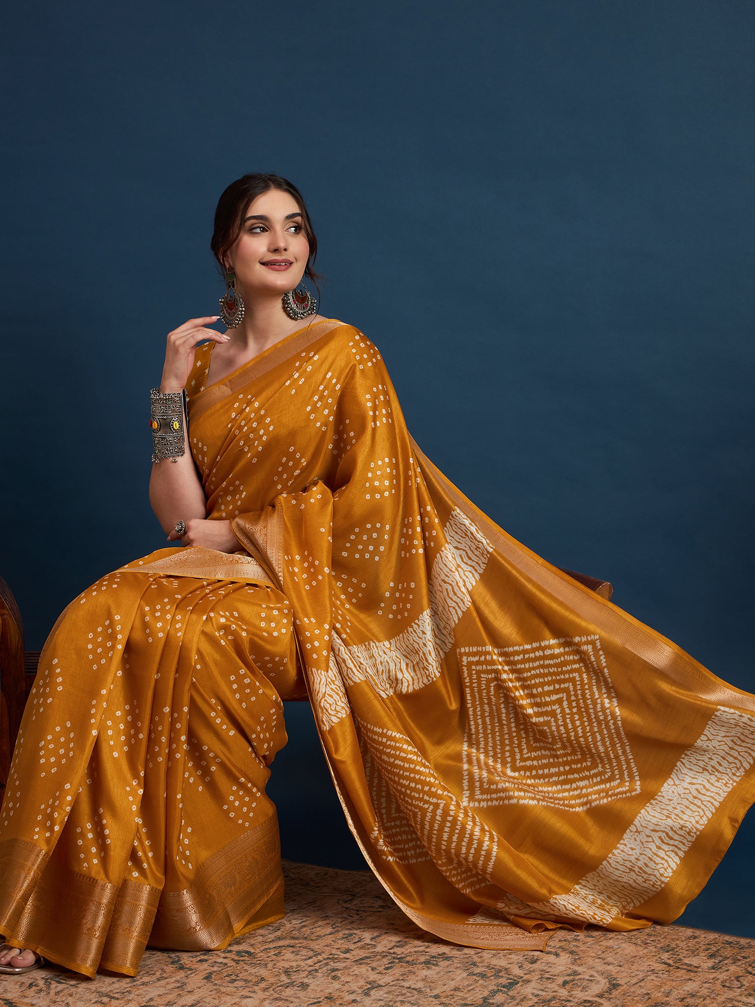 New Launch Dola Fabric Saree with Jacquard Border – Perfect for Weddings, Parties & Special Occasions