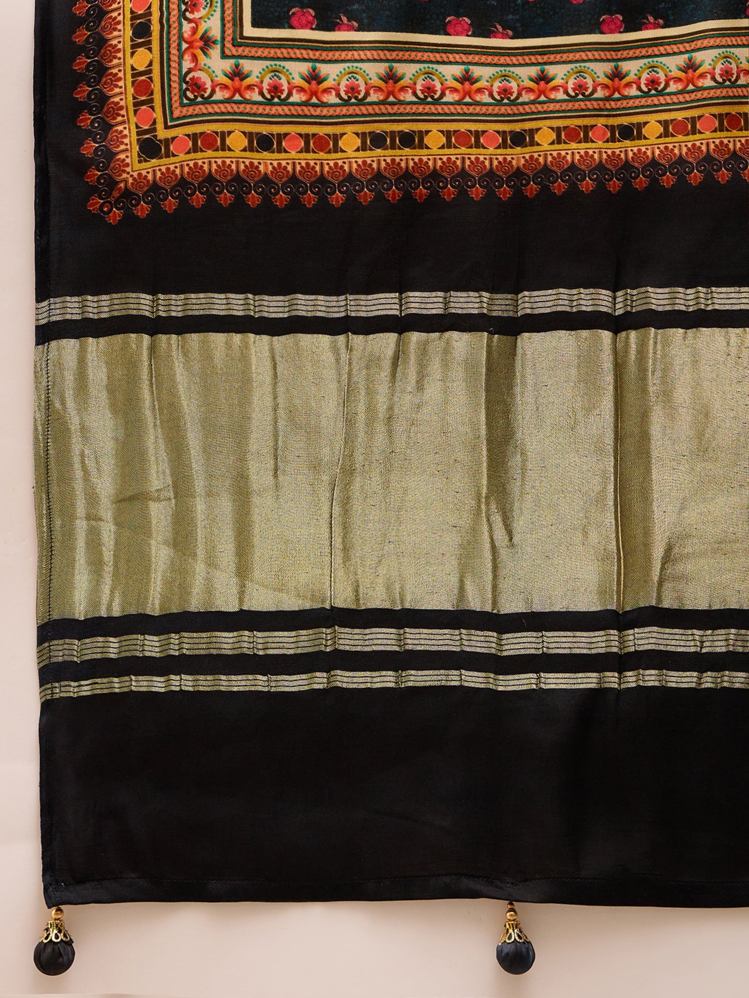 SURTAAL-Sunset Leheriya Printed Saree with Artistic Scenic Pallu & Black Border