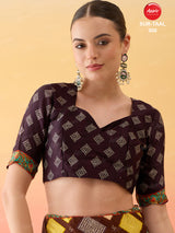 Figure Print Saree with Checks Pattern