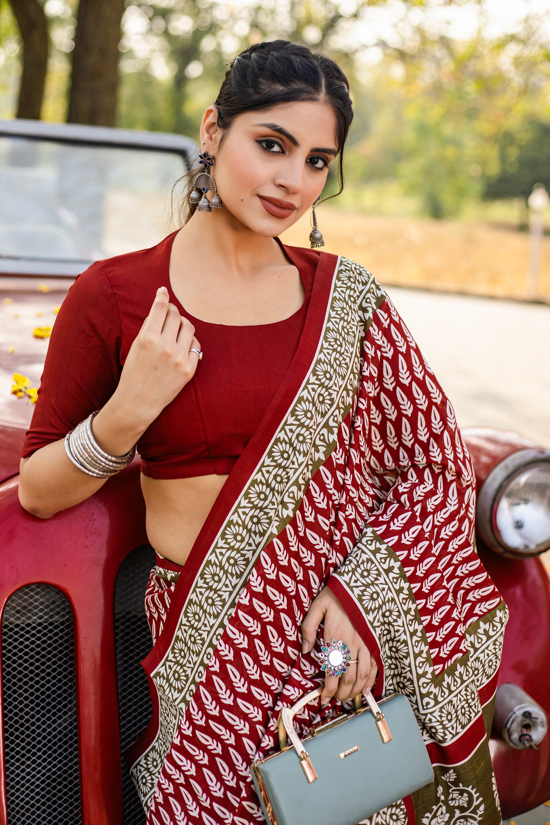 Womaniya Bhagalpuri Saree: The Perfect Choice for Office Wear, Teachers, and Professional Women