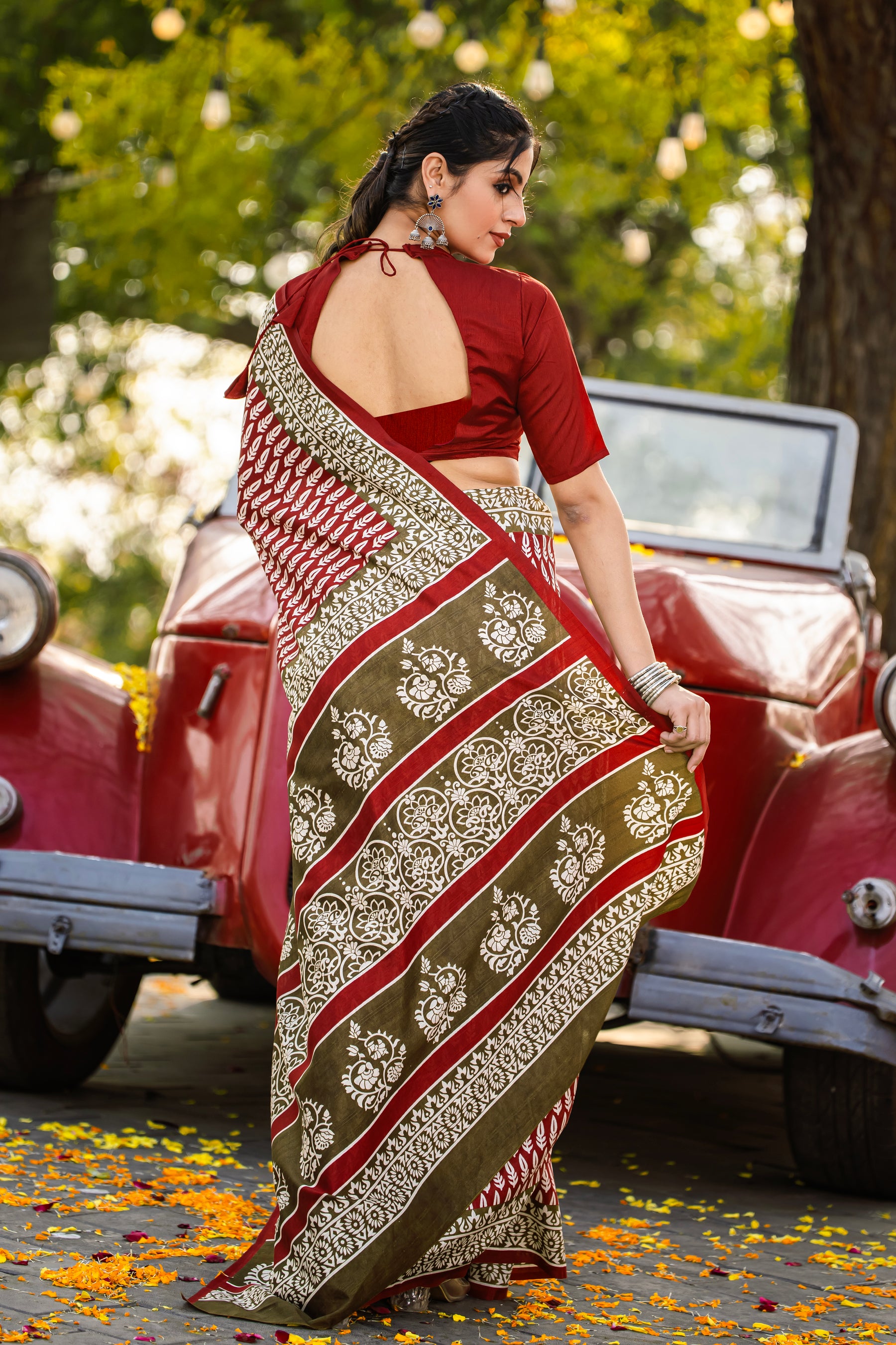 Womaniya Bhagalpuri Saree: The Perfect Choice for Office Wear, Teachers, and Professional Women