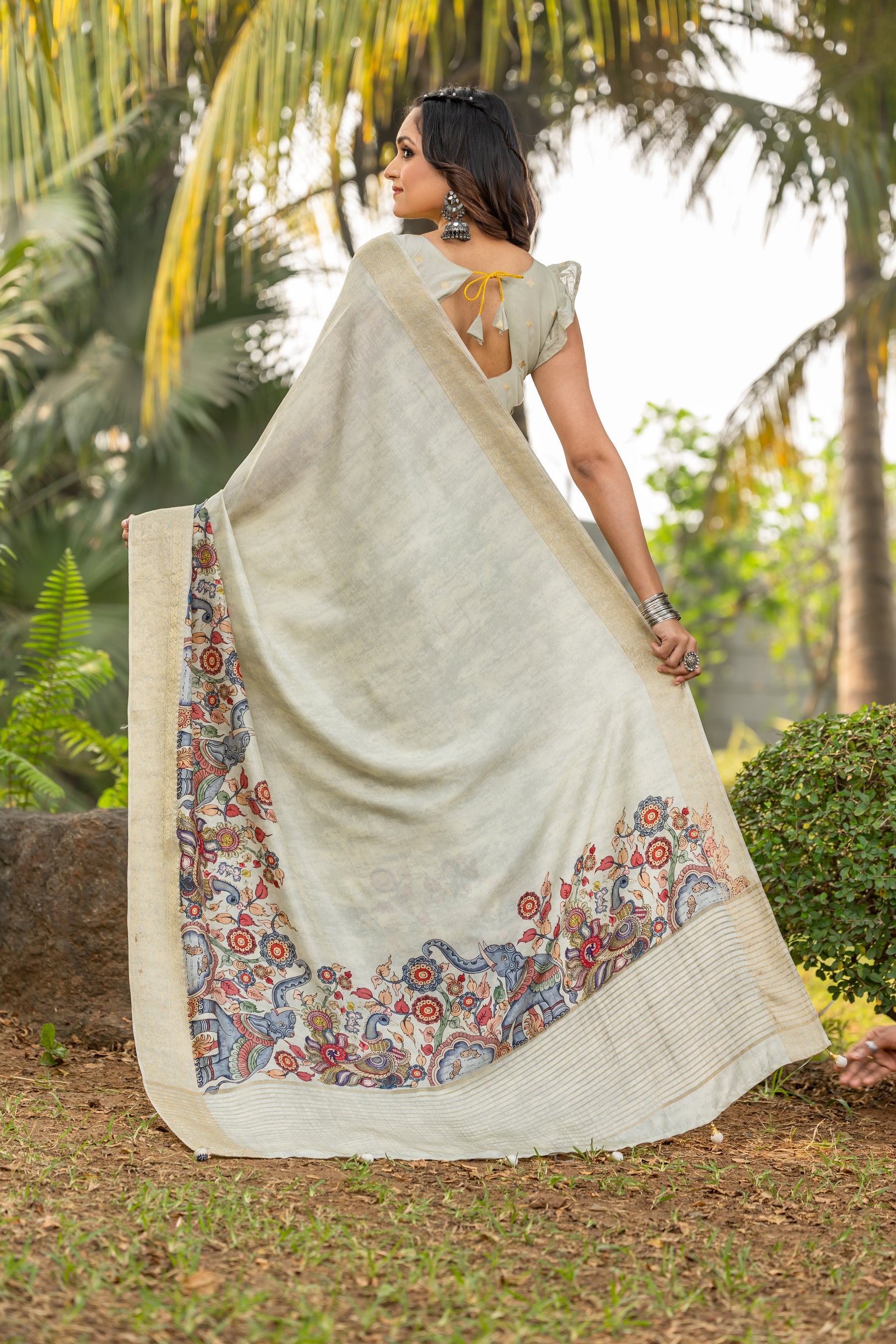 ADHIRA-Elegant Ivory White Kalamkari Printed Saree with Rich Golden Zari Border and Traditional Artistic Silk Designer Drape