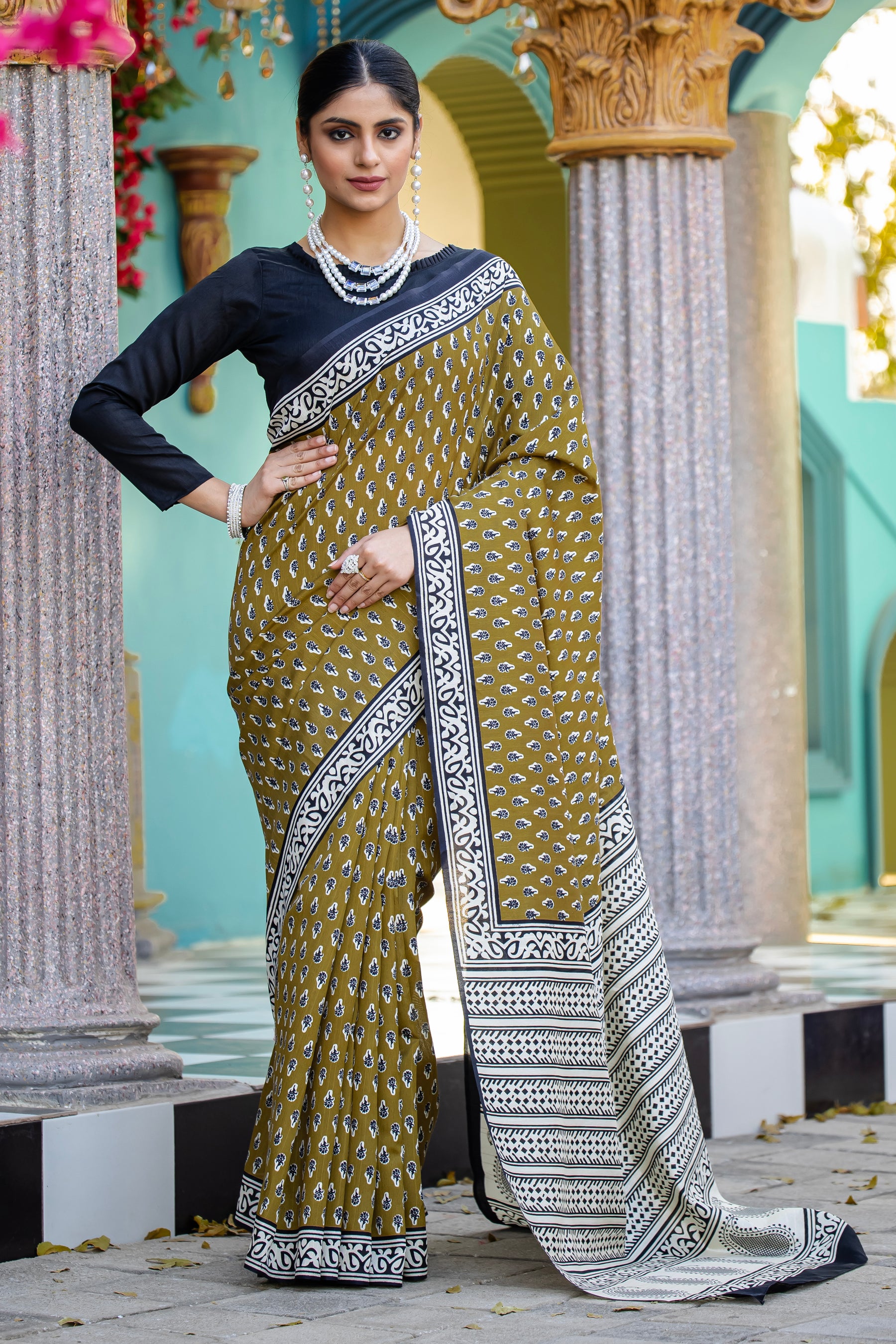 Classy & Comfortable: Womaniya Bhagalpuri Saree Perfect for Professionals