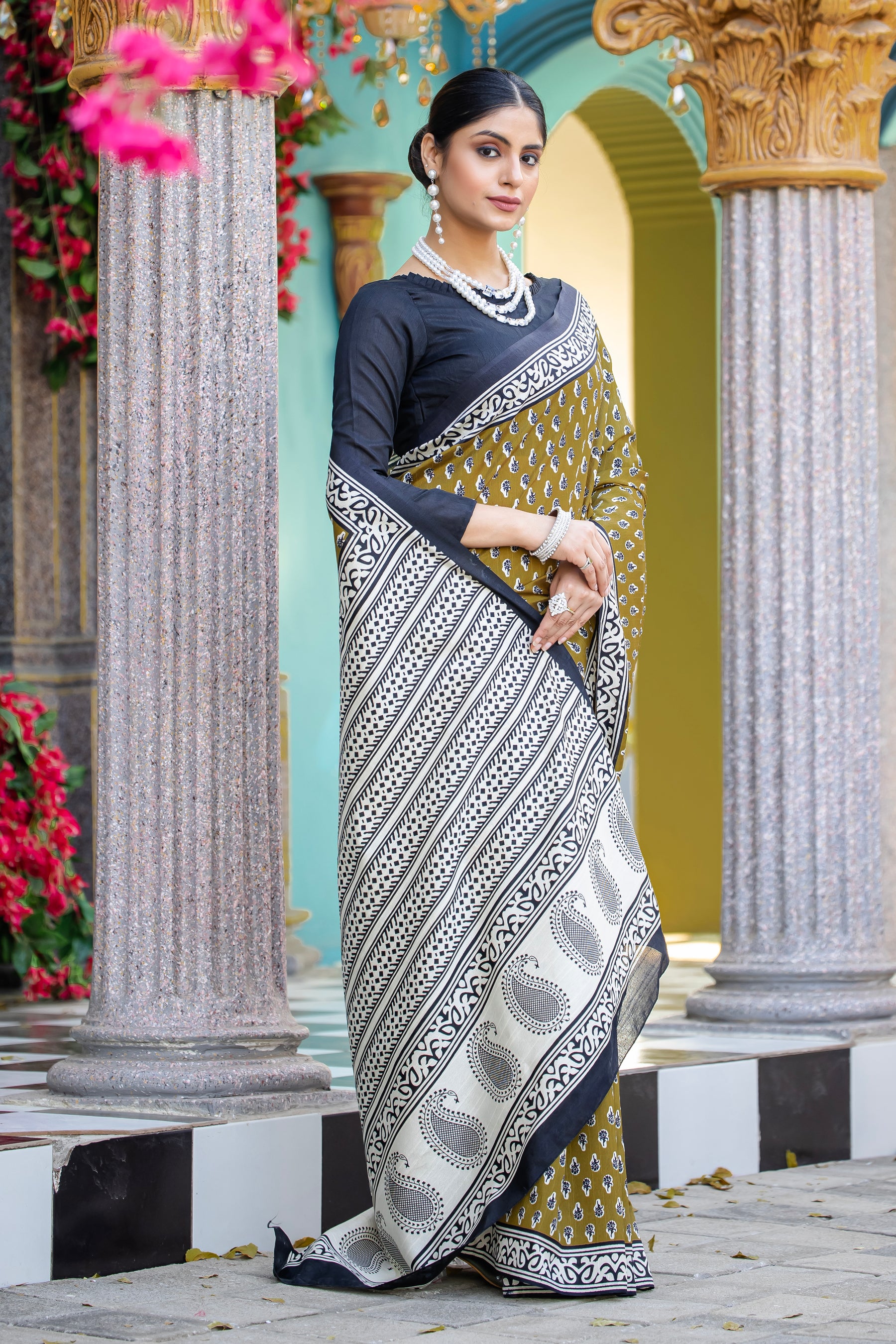 Classy & Comfortable: Womaniya Bhagalpuri Saree Perfect for Professionals