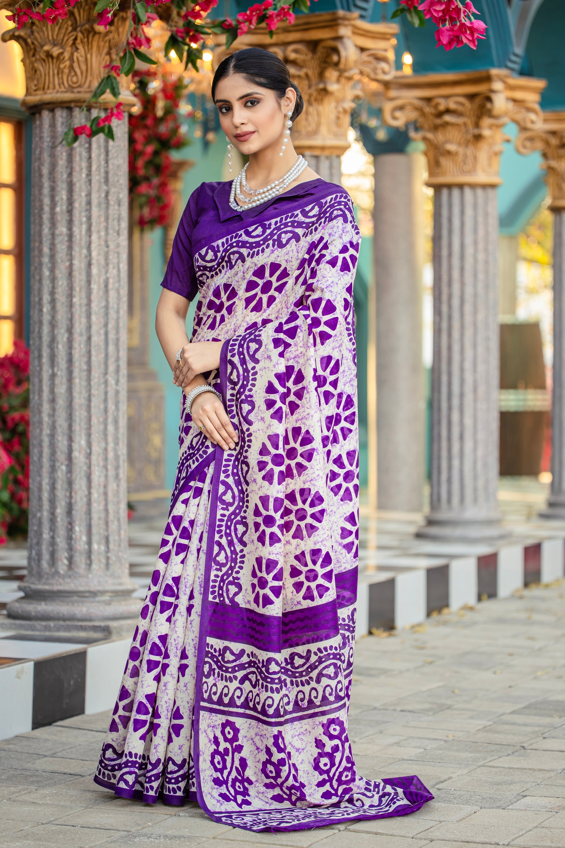 Professional Chic: Womaniya Bhagalpuri Saree for the Modern Working Woman