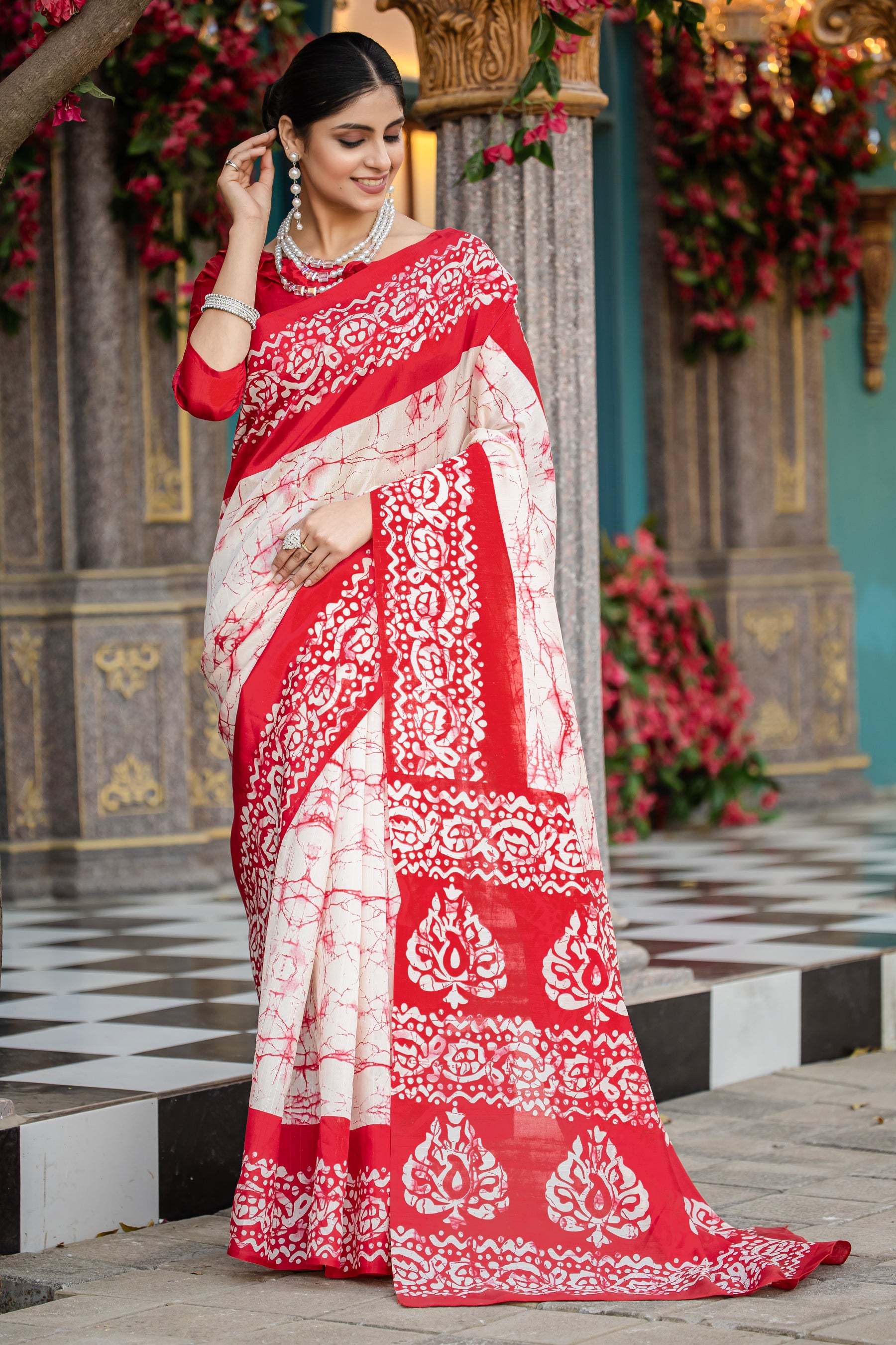 Saree Perfection: Trendy Bhagalpuri Fabrics for the Modern Woman