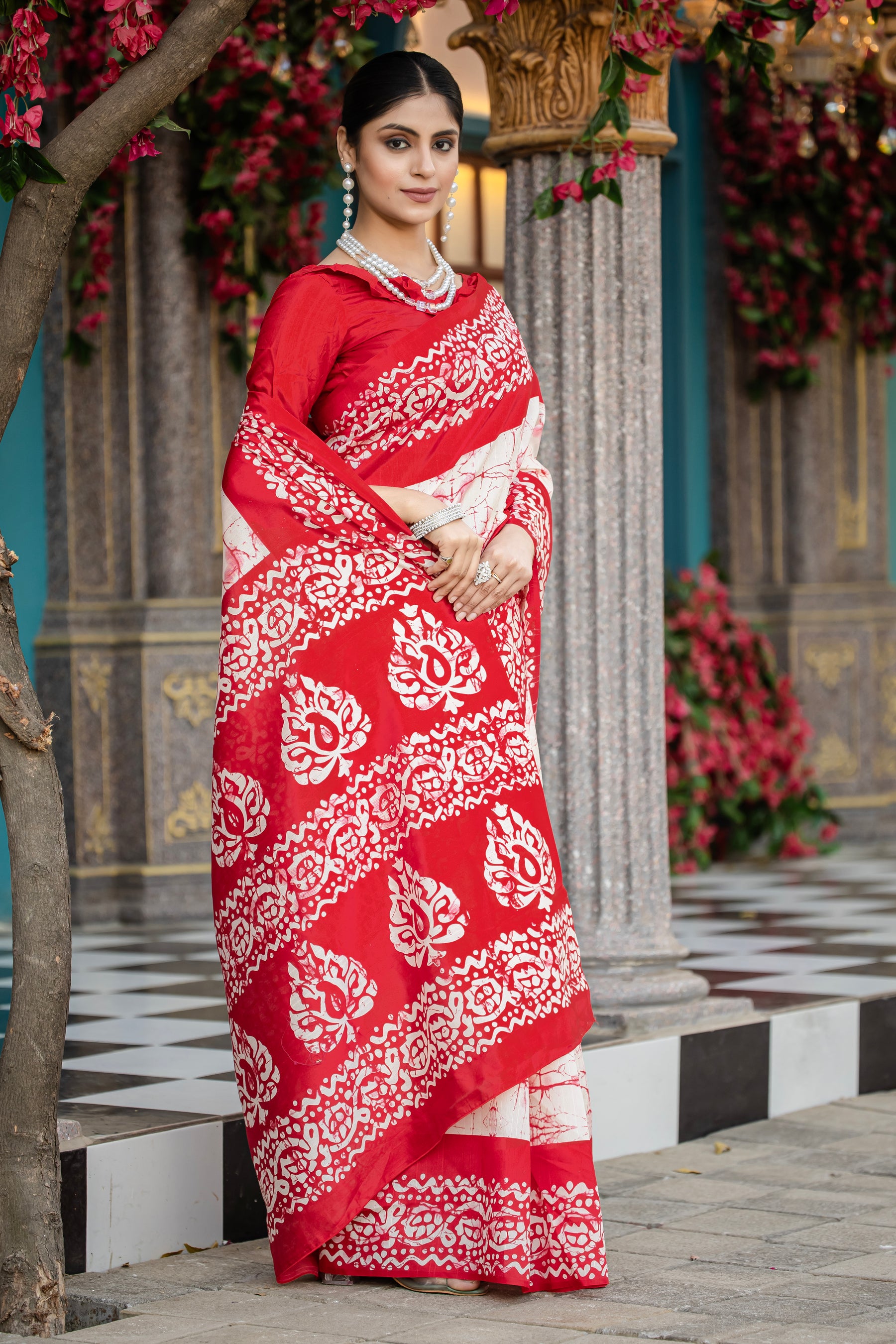 Saree Perfection: Trendy Bhagalpuri Fabrics for the Modern Woman