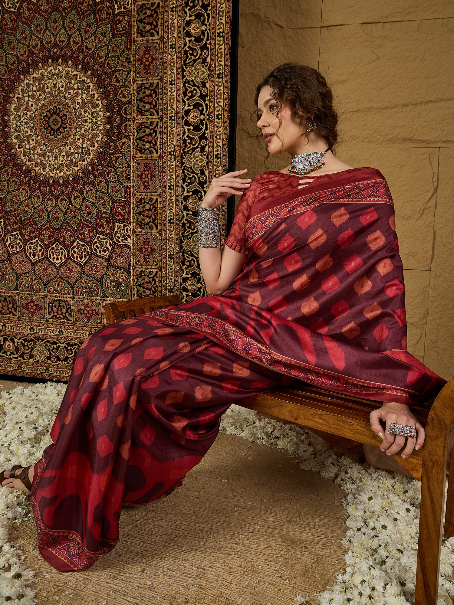 Ikat Print Saree – Vibrant Traditional Patterns in Soft Fabric for Effortless Elegance