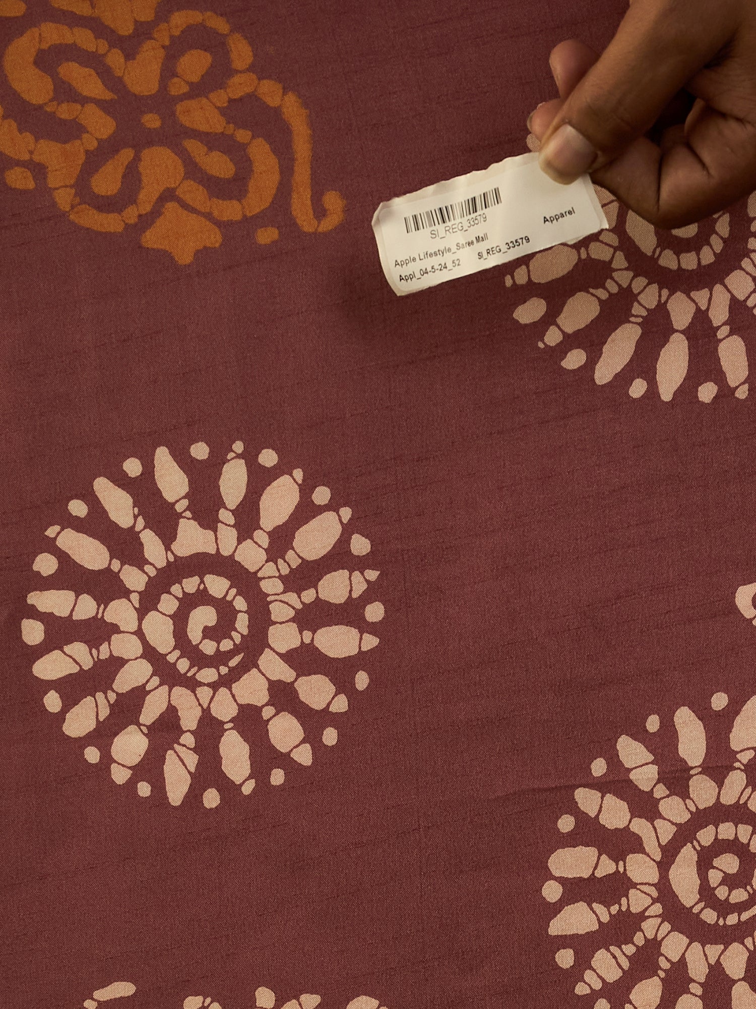 Dola Silk-183 - Apple Lifestyle