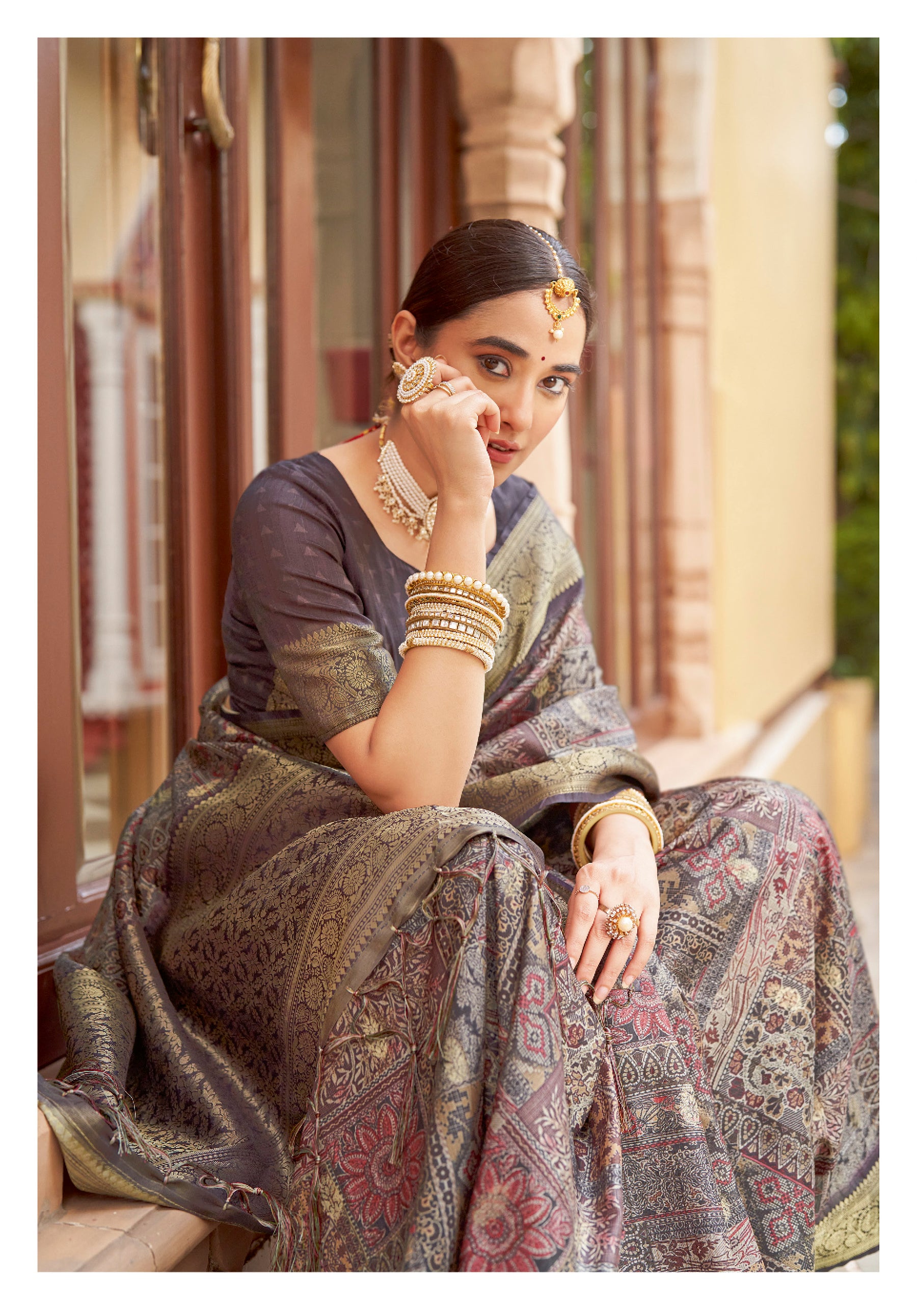 PRATIKSHA Women's Traditional Stylish Kalamkari Kotha zari rich pallu digital Printed Saree