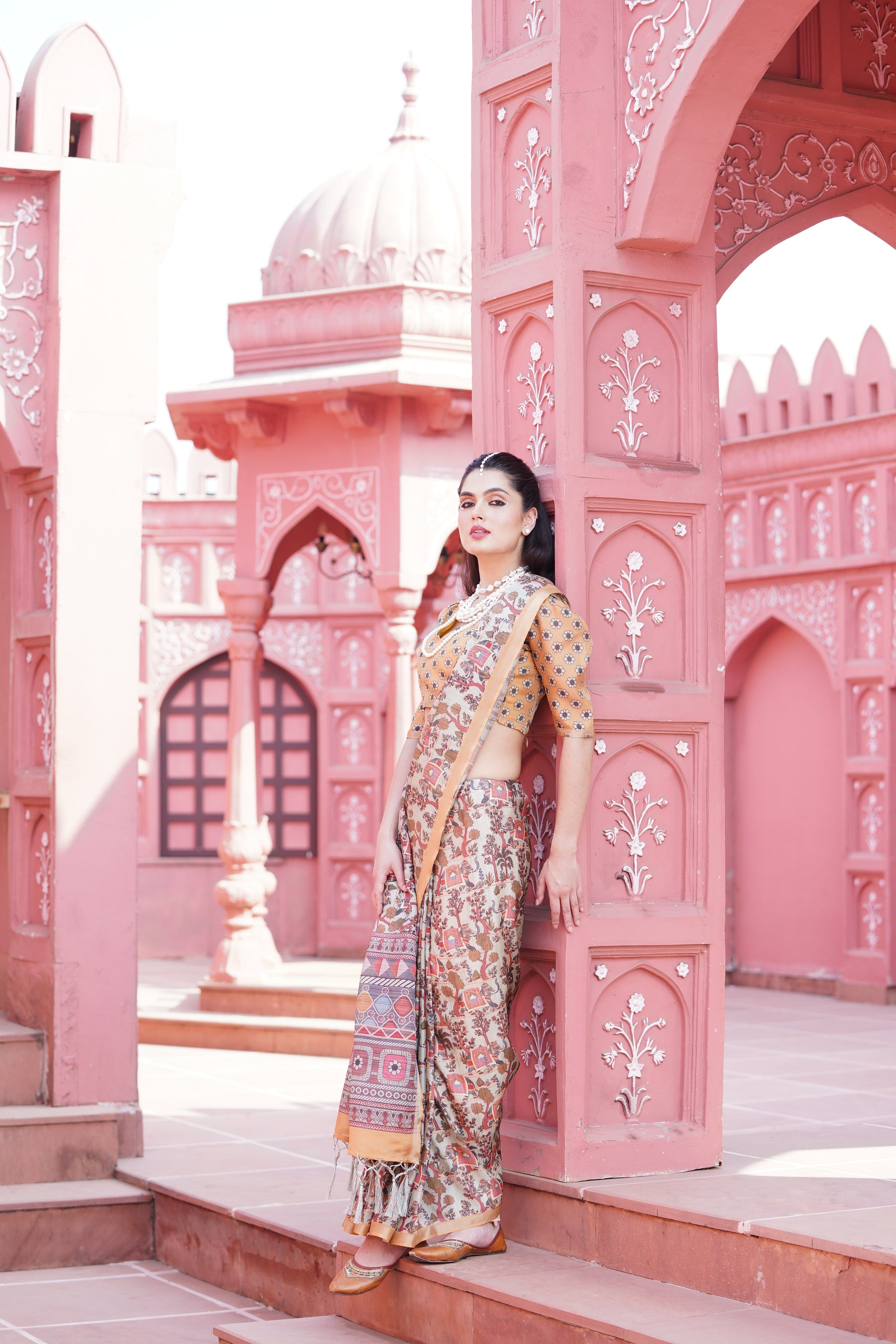 Gruham Womens Traditional Pure Banarasi Silk  Golden Zari Rich Pallu Banarasi Saree