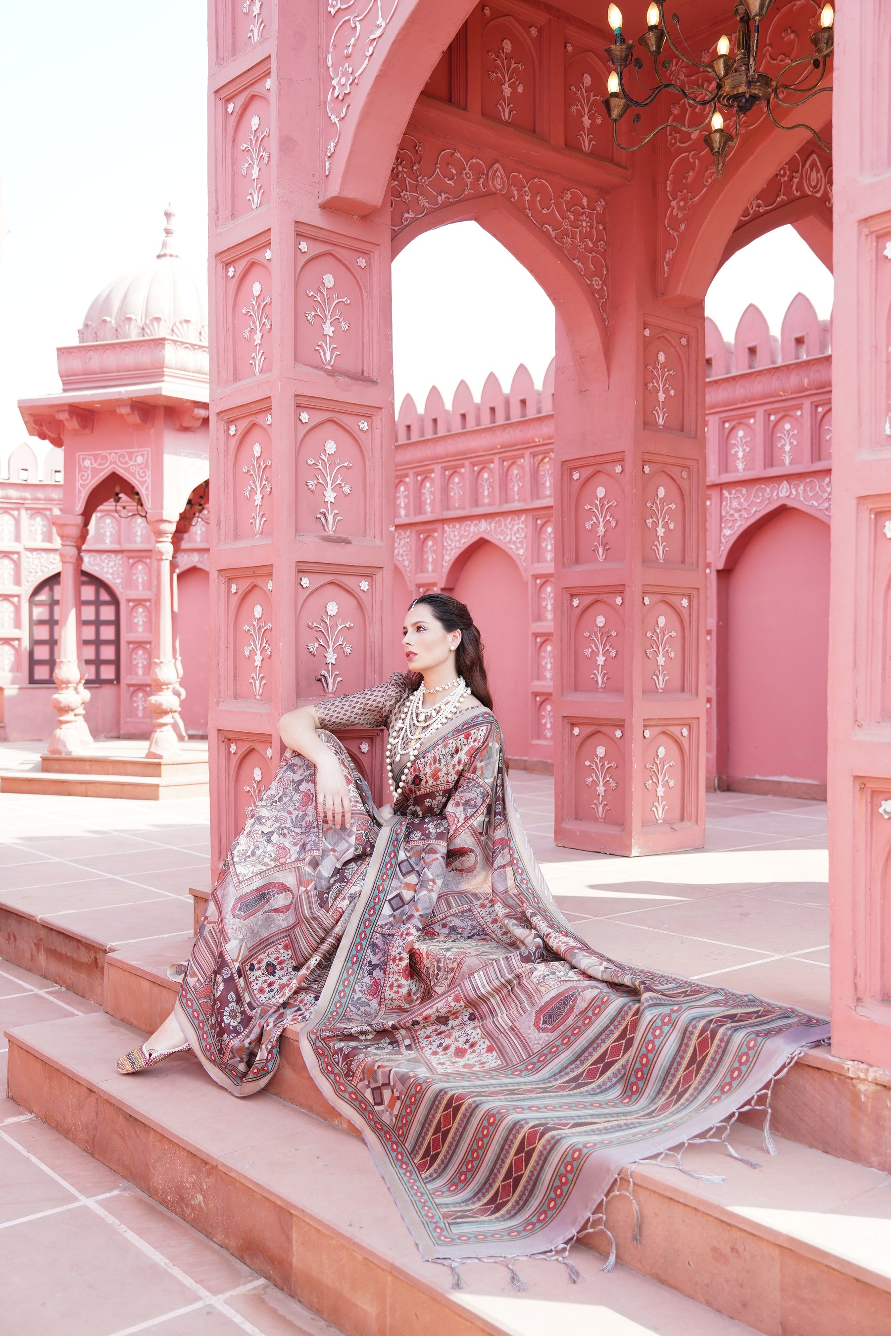 Gruham Womens Traditional Pure Banarasi Silk  Golden Zari Rich Pallu Banarasi Saree