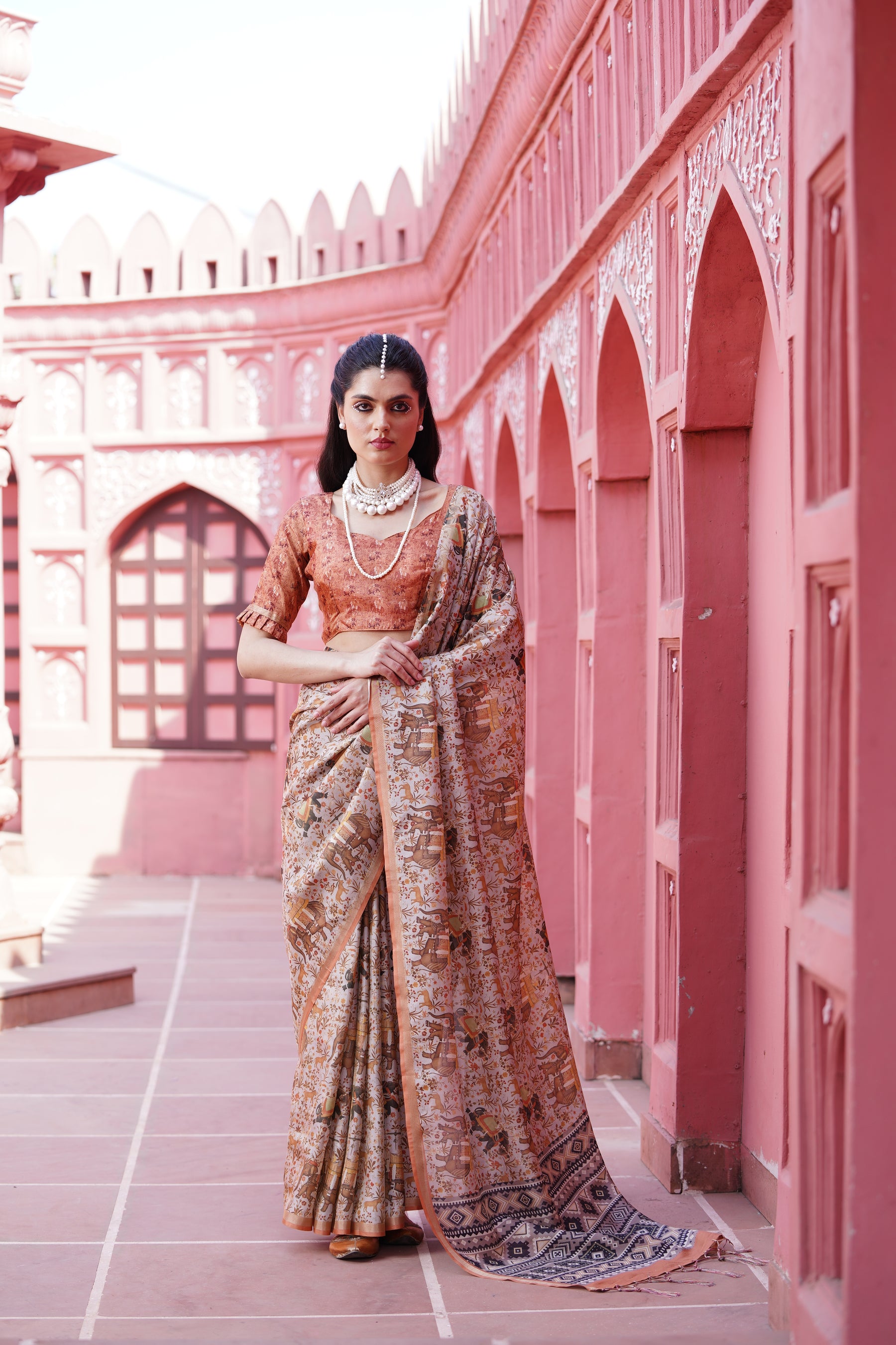 Gruham Womens Traditional Pure Banarasi Silk  Golden Zari Rich Pallu Banarasi Saree