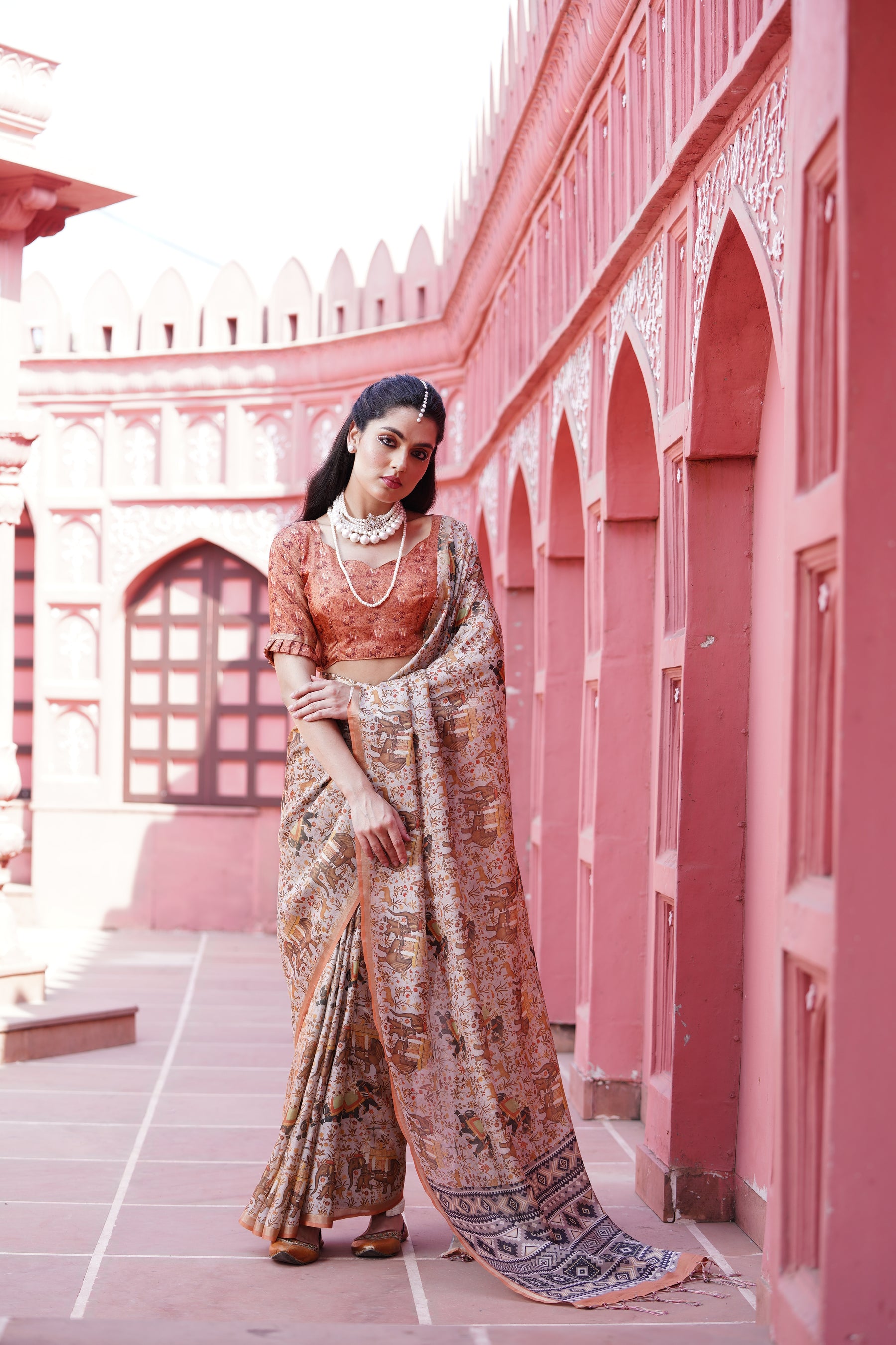 Gruham Womens Traditional Pure Banarasi Silk  Golden Zari Rich Pallu Banarasi Saree