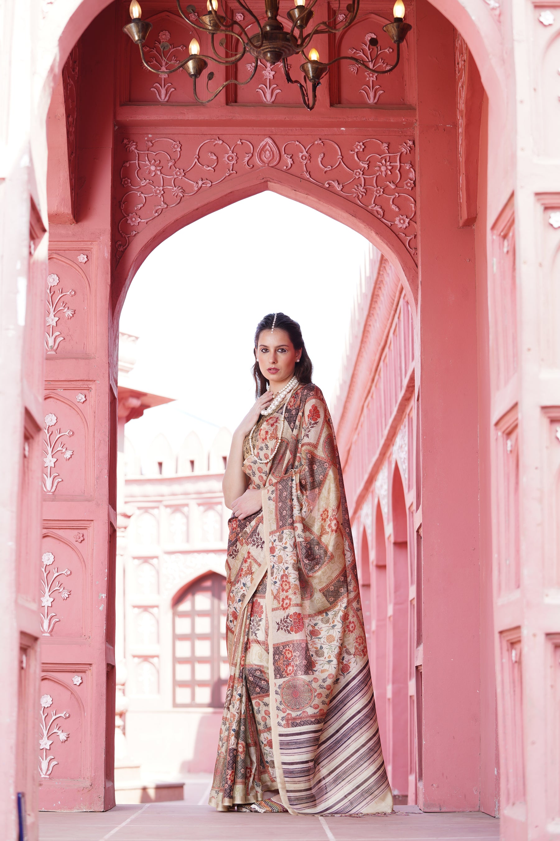 Gruham Women's Traditional Pure Banarasi Silk Blend Floral and Paisley Zari Woven Butta Saree