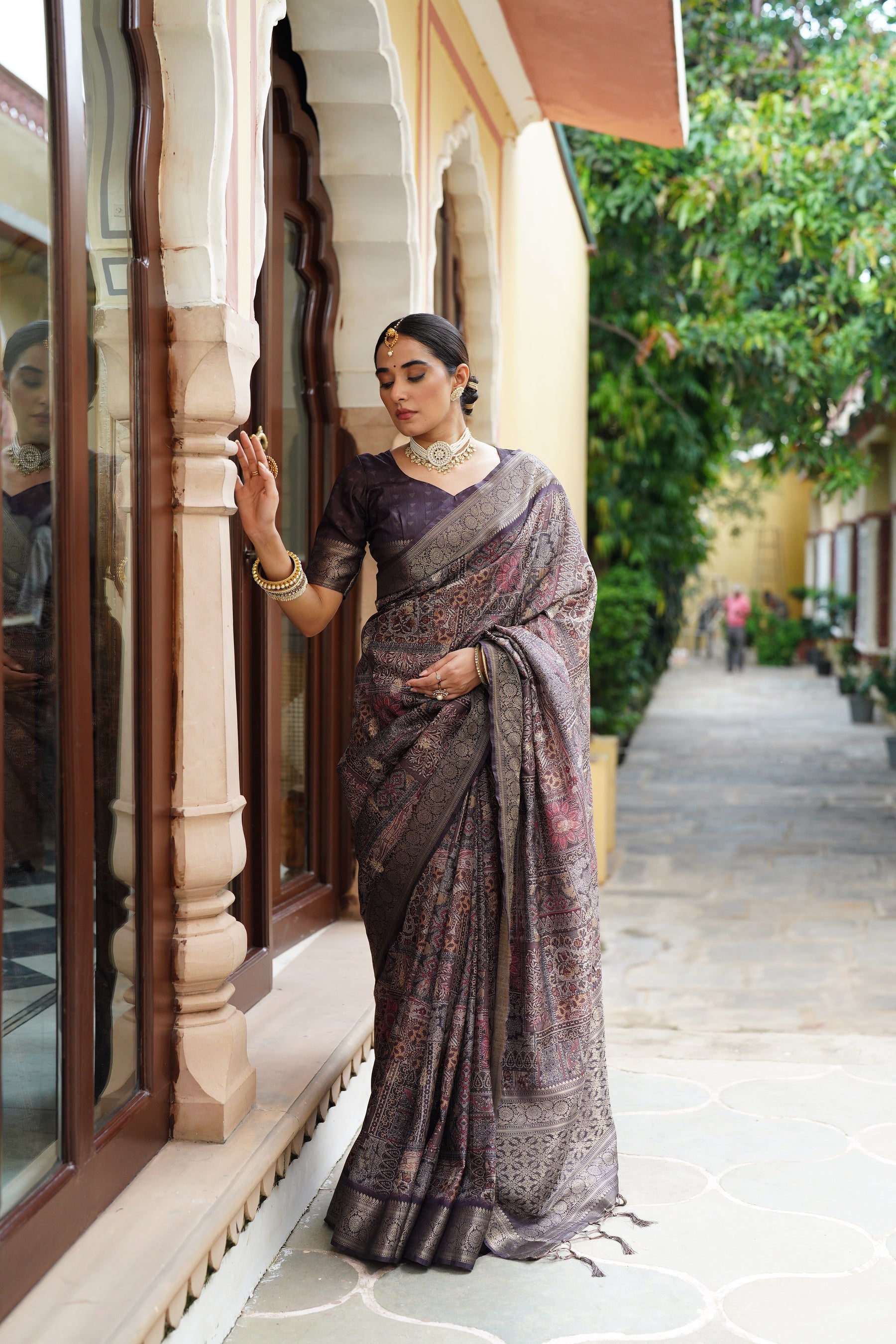 PRATIKSHA Women's Traditional Stylish Kalamkari Kotha zari rich pallu digital Printed Saree