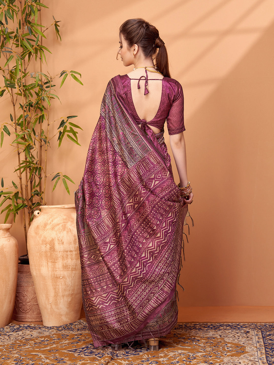 TARANG-Traditional geometric motifs spread beautifully across the drape