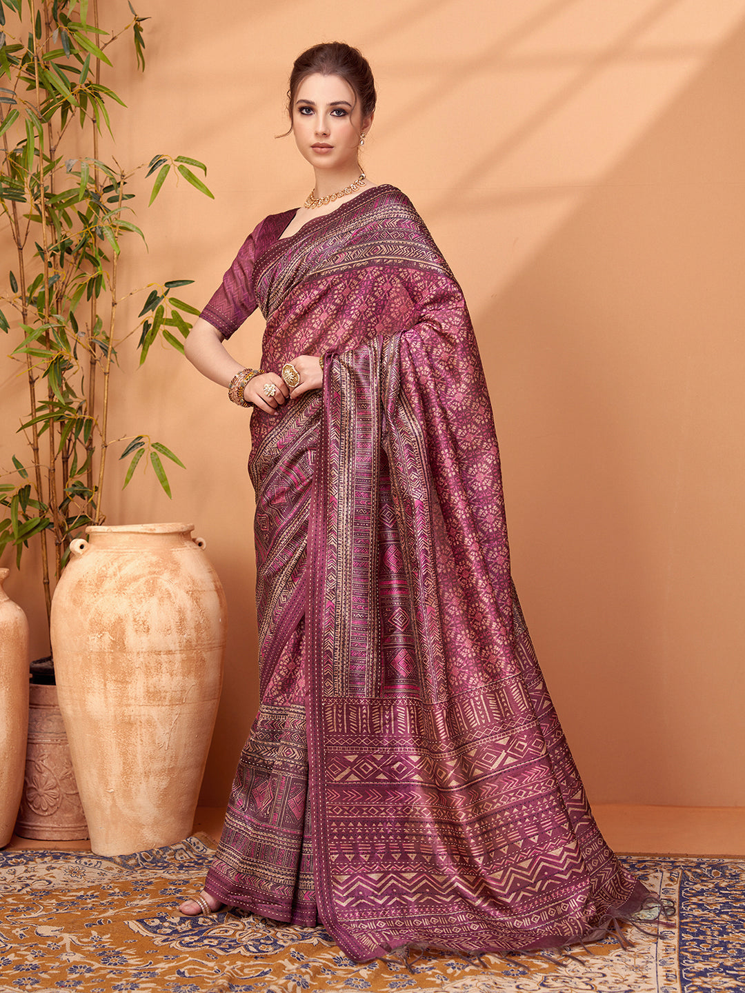 TARANG-Traditional geometric motifs spread beautifully across the drape