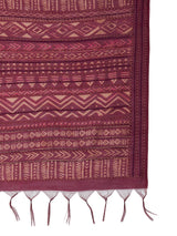 TARANG-Traditional geometric motifs spread beautifully across the drape