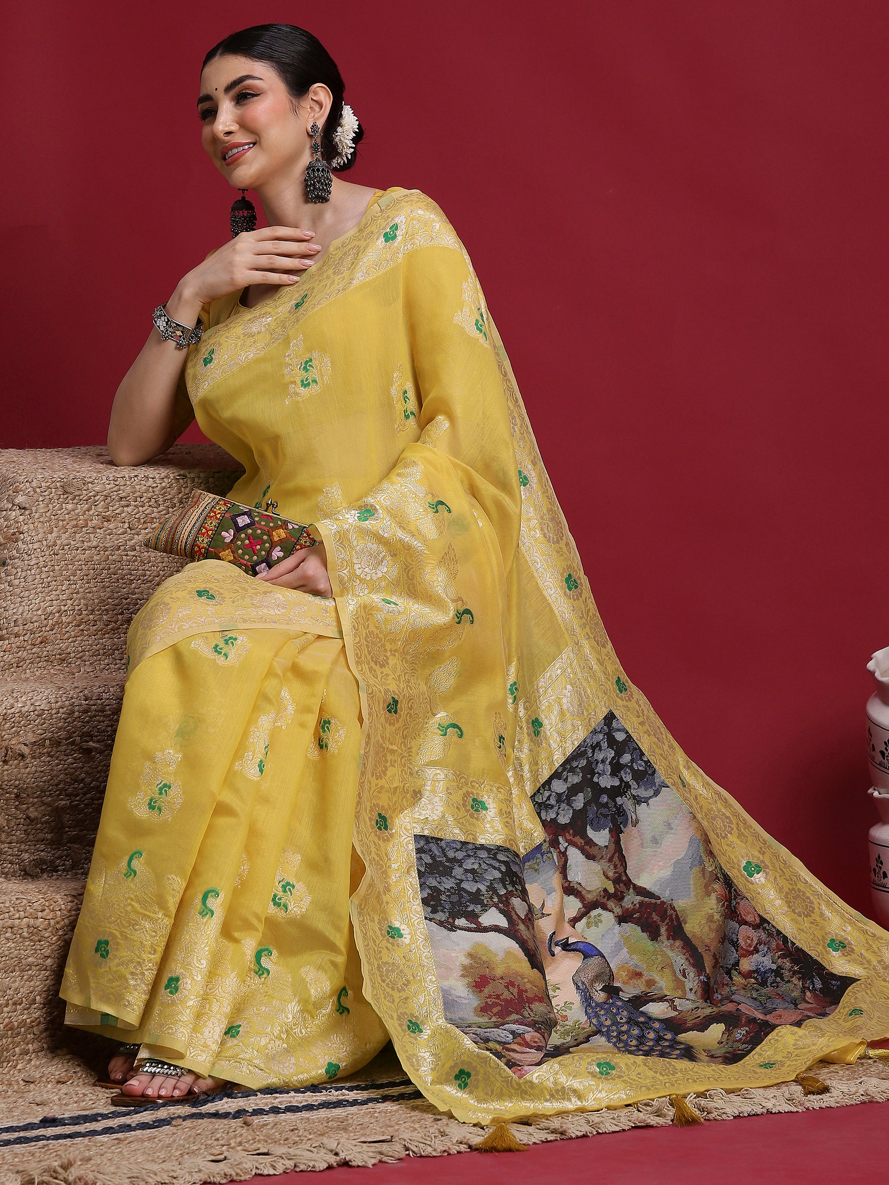 VANAVA GIVE ME A TITLE OF THIS SAREE