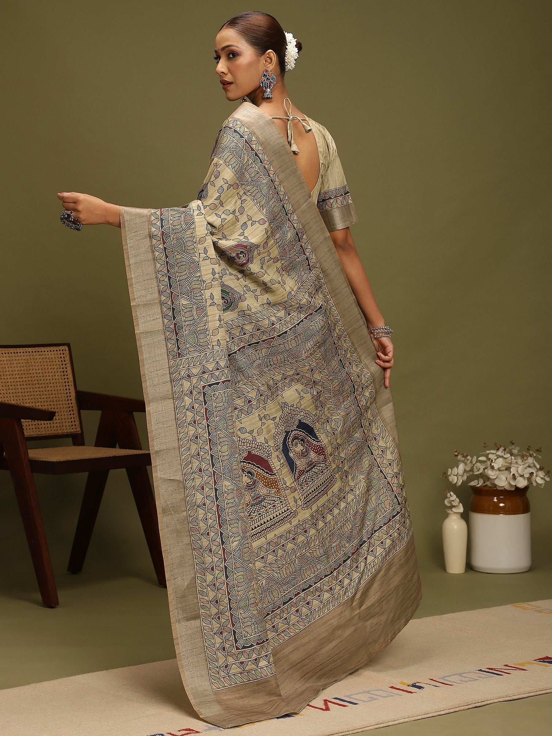 VANIKA PRINT-Timeless Folk Art Printed Saree