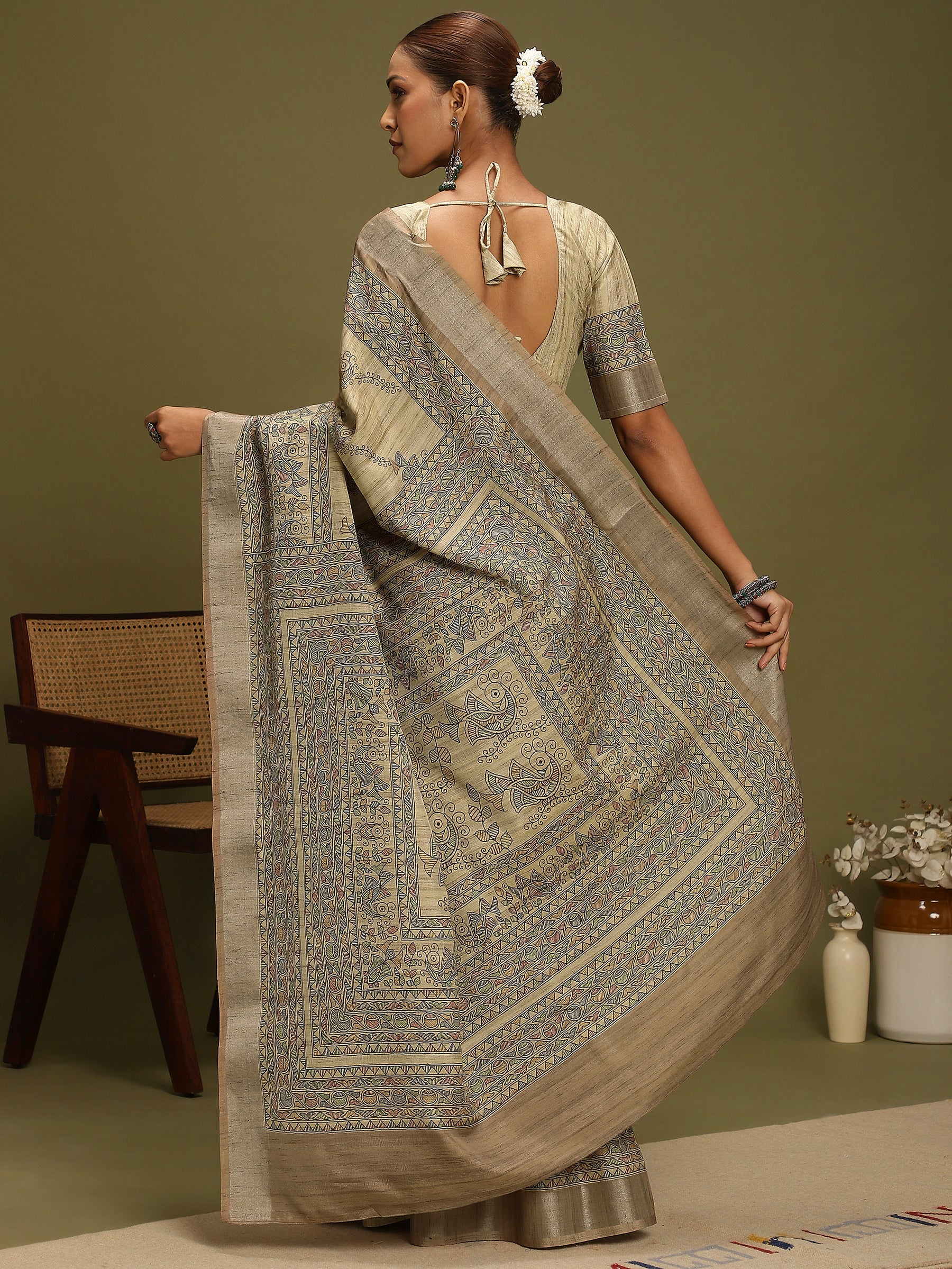 VANIKA PRINT-Elegant Handcrafted Madhubani Linen Saree in Antique Beige