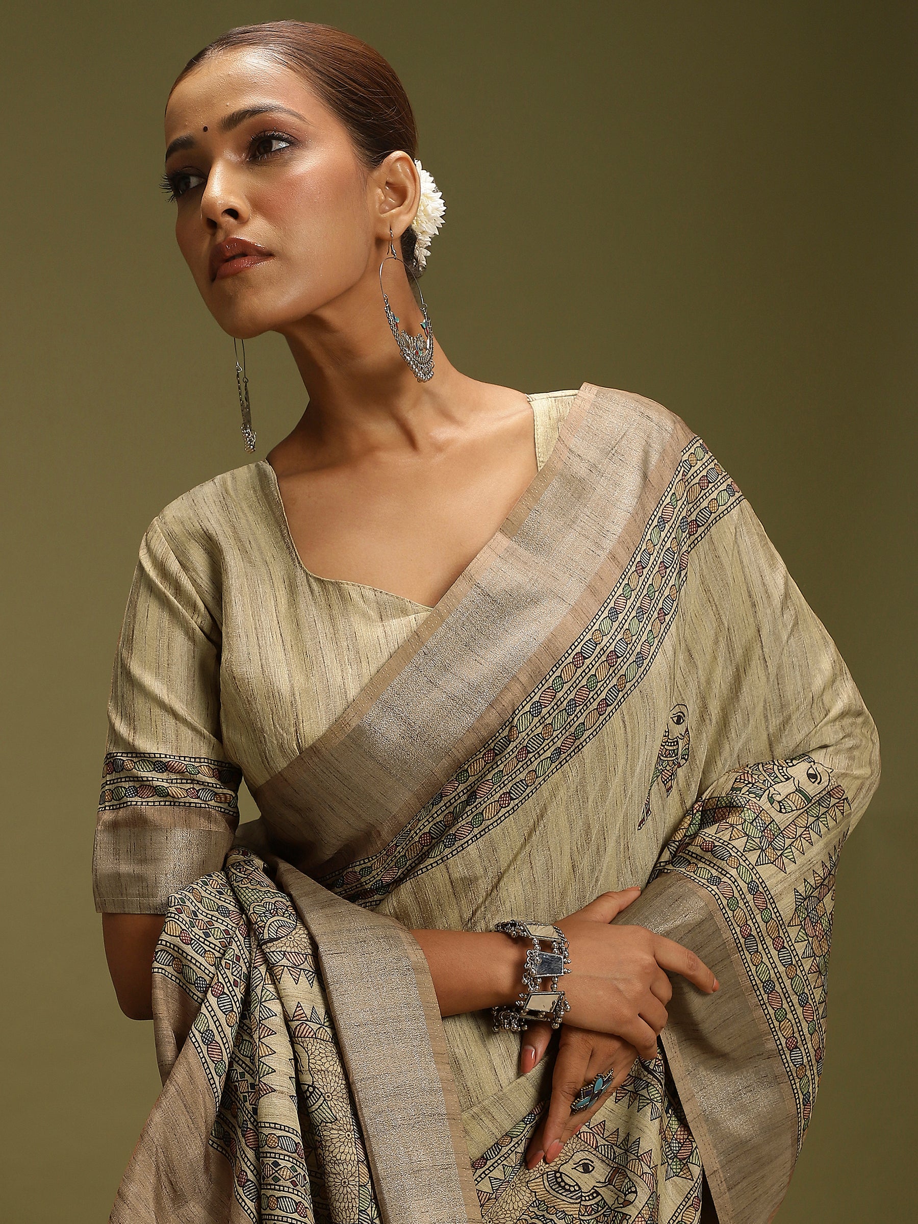 VANIKA PRINT-Beige Elephant Motif Madhubani Saree