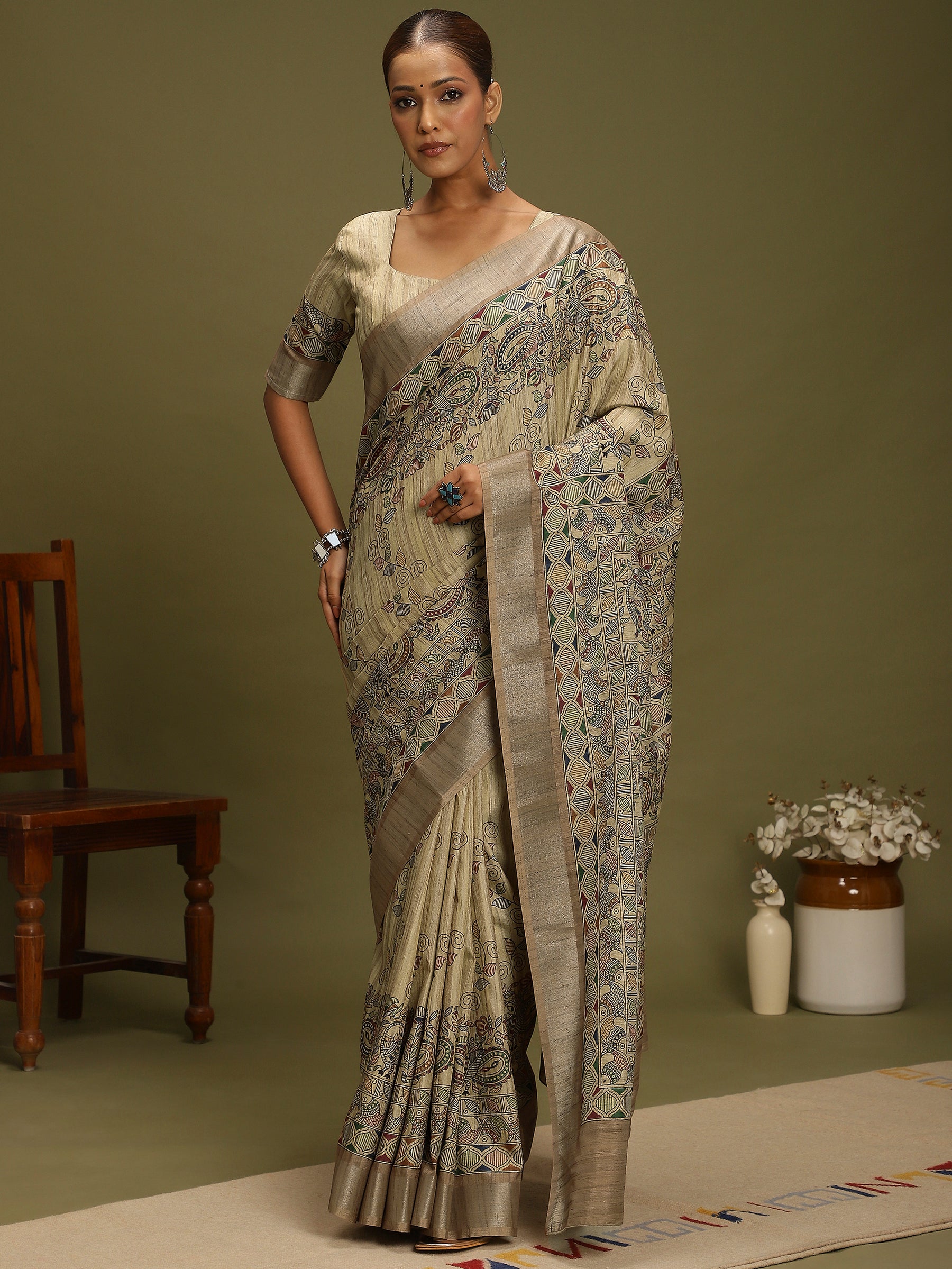 VANIKA PRINT-“Ivory Beige Linen Saree with Traditional Floral & Paisley Art Motifs”