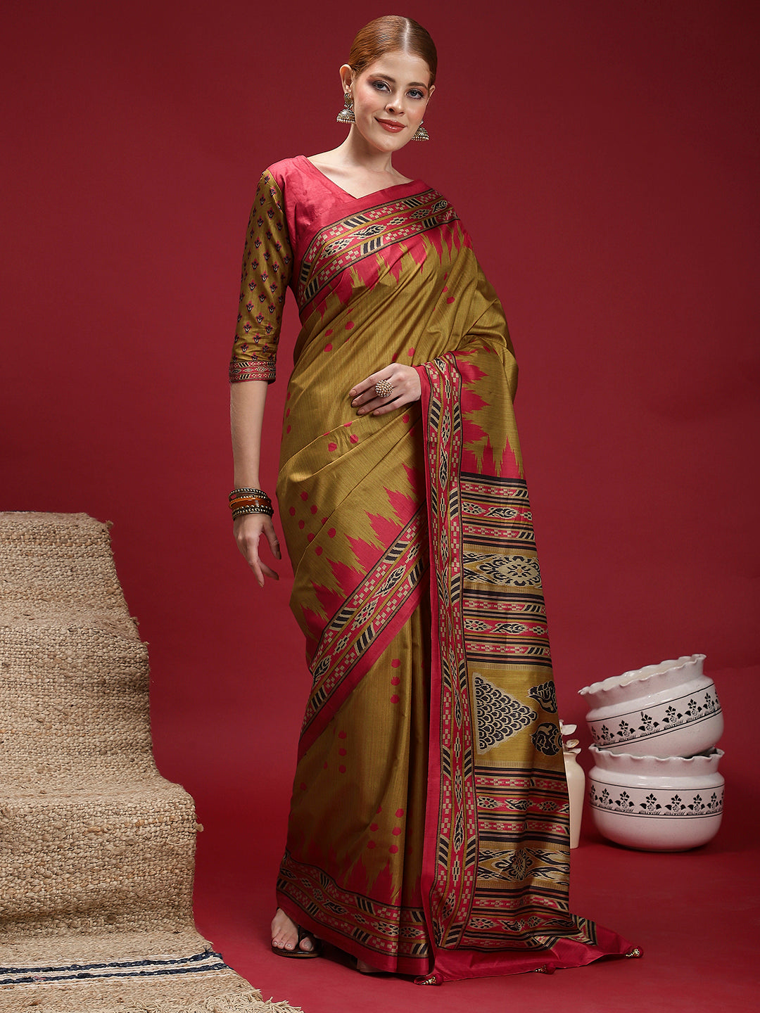 Gulabi Royale Tradition-Golden Ember Heritage Saree