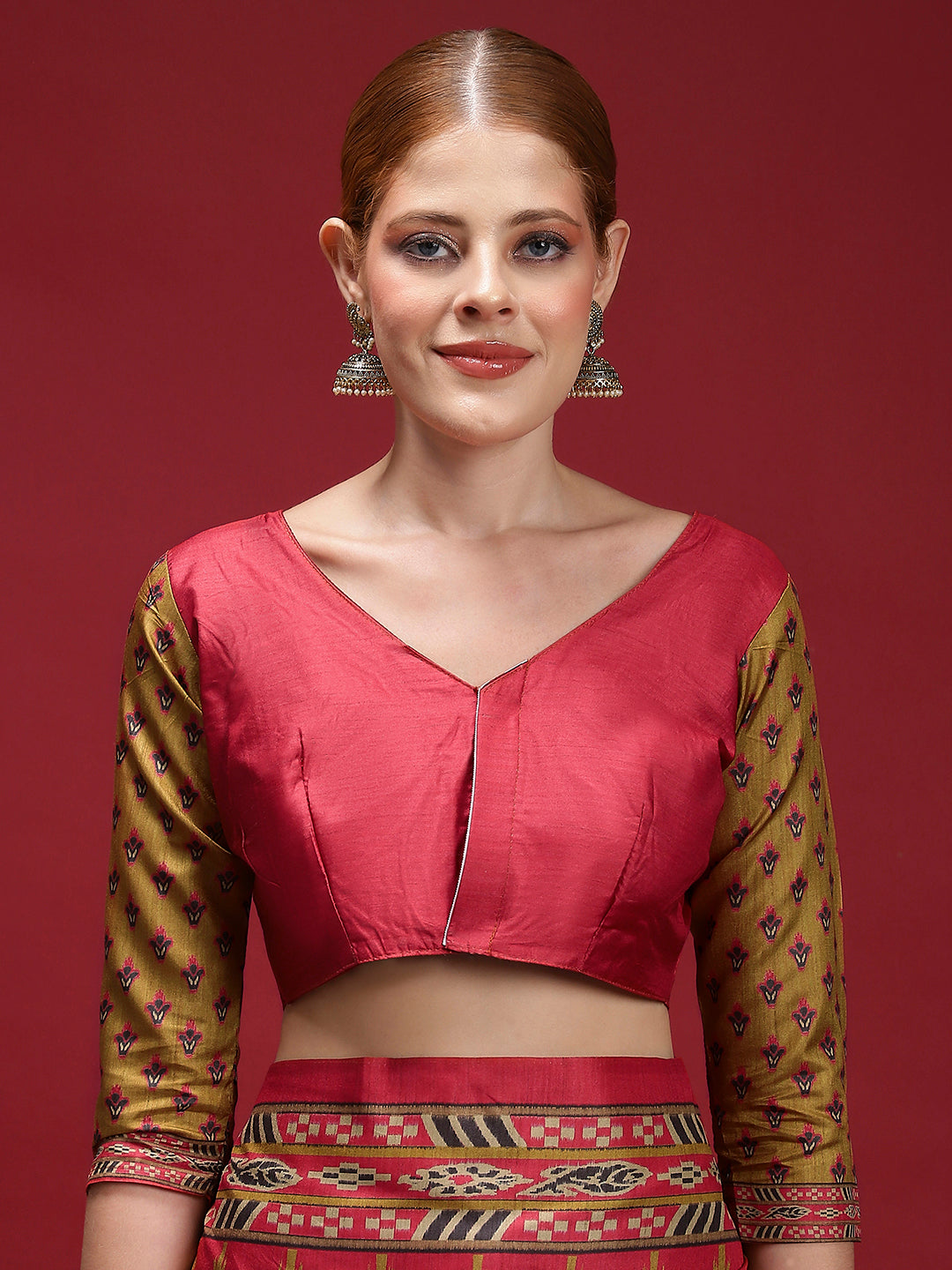 Gulabi Royale Tradition-Golden Ember Heritage Saree