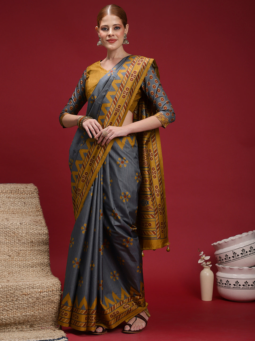 Gulabi Heritage Charm-Slate Gold Heritage Saree