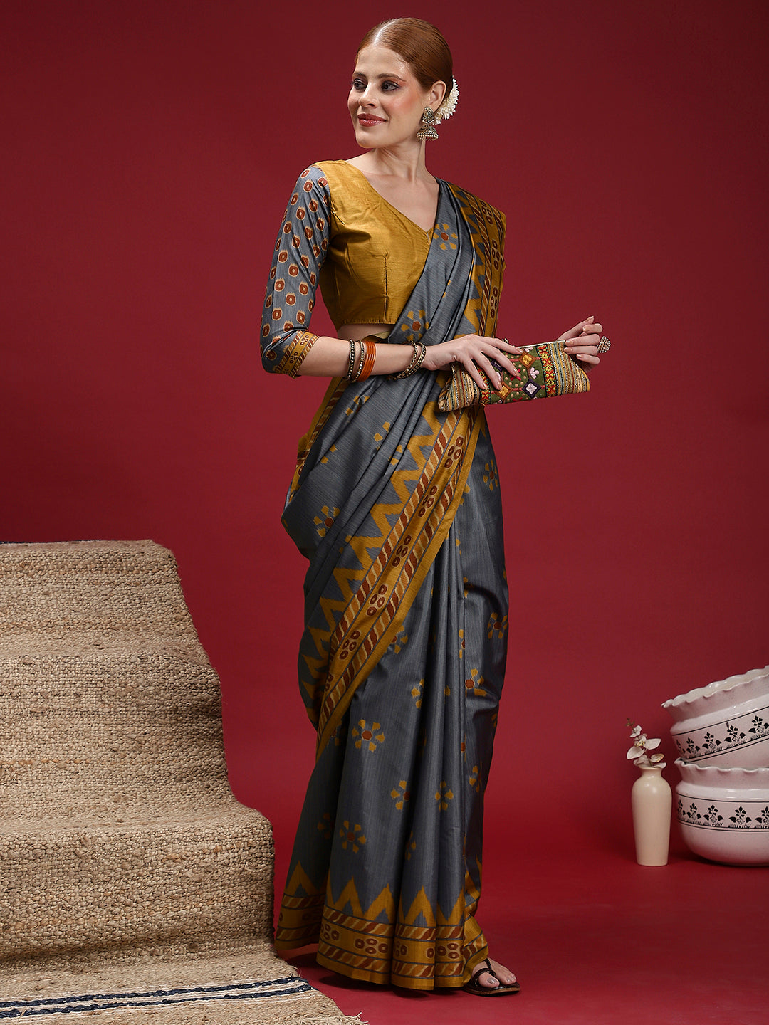 Gulabi Heritage Charm-Slate Gold Heritage Saree